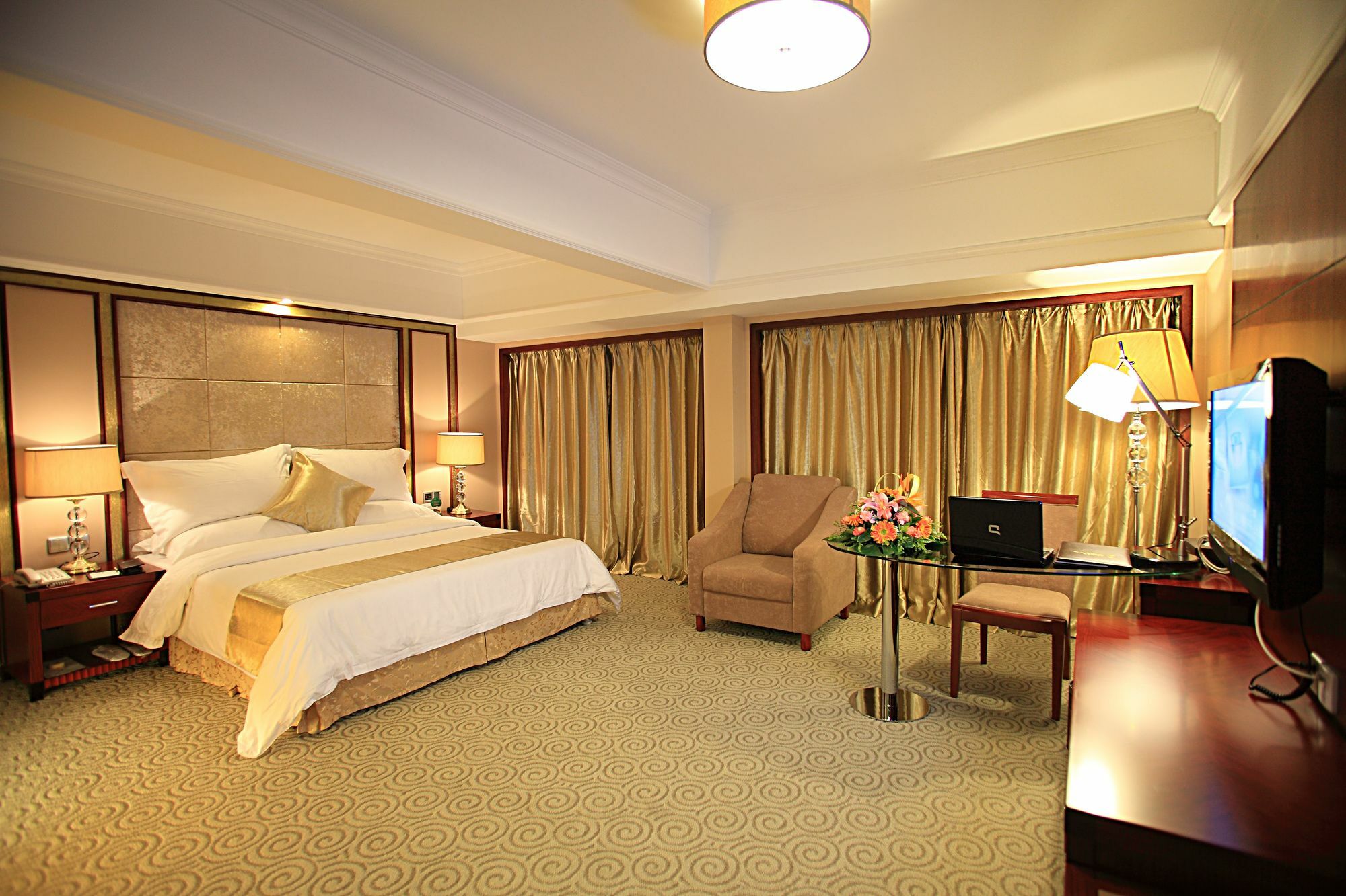 Perthden Hotel Shenzhen Buitenkant foto