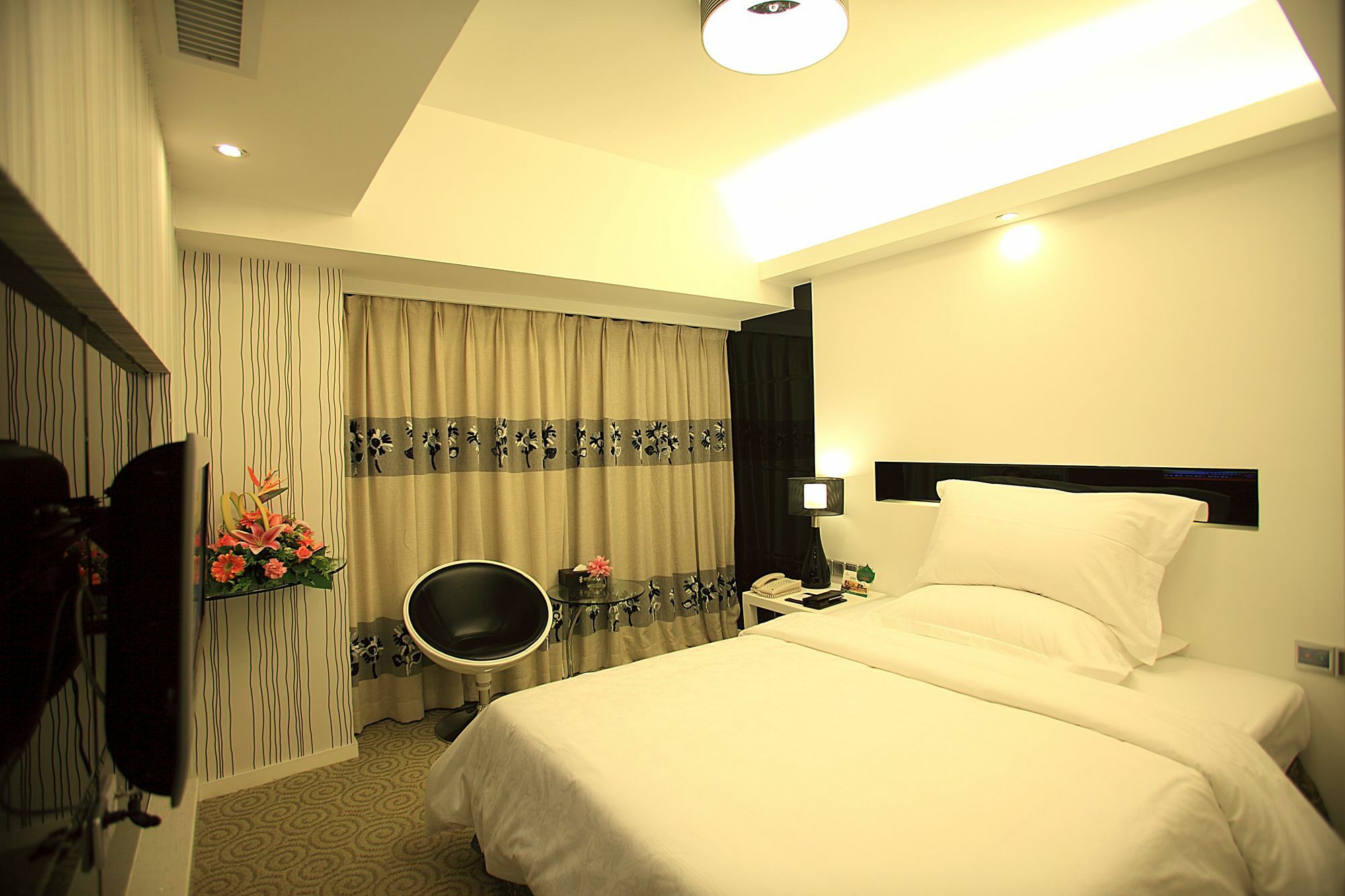 Perthden Hotel Shenzhen Buitenkant foto